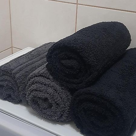 皮拉Flowers Apartament公寓 外观 照片